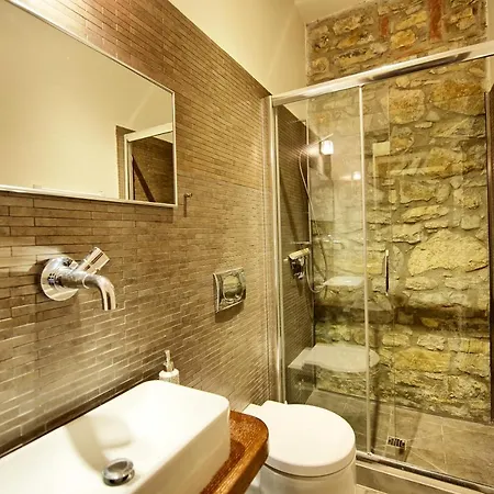 Collina By Posarellivillas