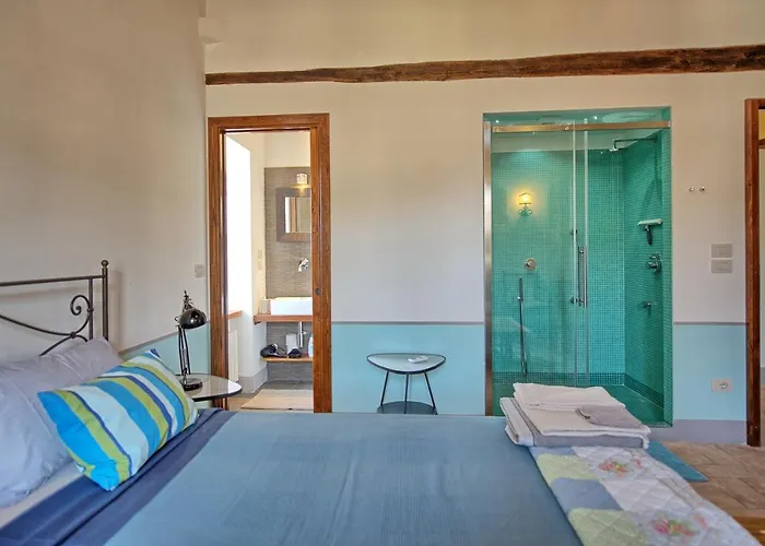 Collina By Posarellivillas